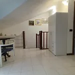 - Terrazzo Vivibile Vista Mare, Wi-fi E Box Gratuiti Apartman