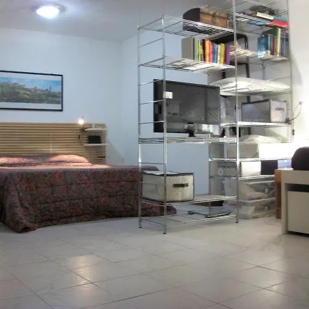 - Terrazzo Vivibile Vista Mare, Wi-fi E Box Gratuiti Апартаменты *