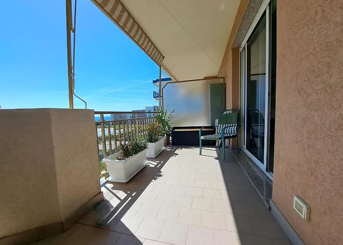 - Terrazzo Vivibile Vista Mare, Wi-fi E Box Gratuiti Apartamento *